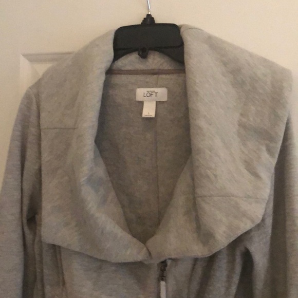 🇺🇸Loft Sweatshirt Jacket🛍 - Picture 3 of 5